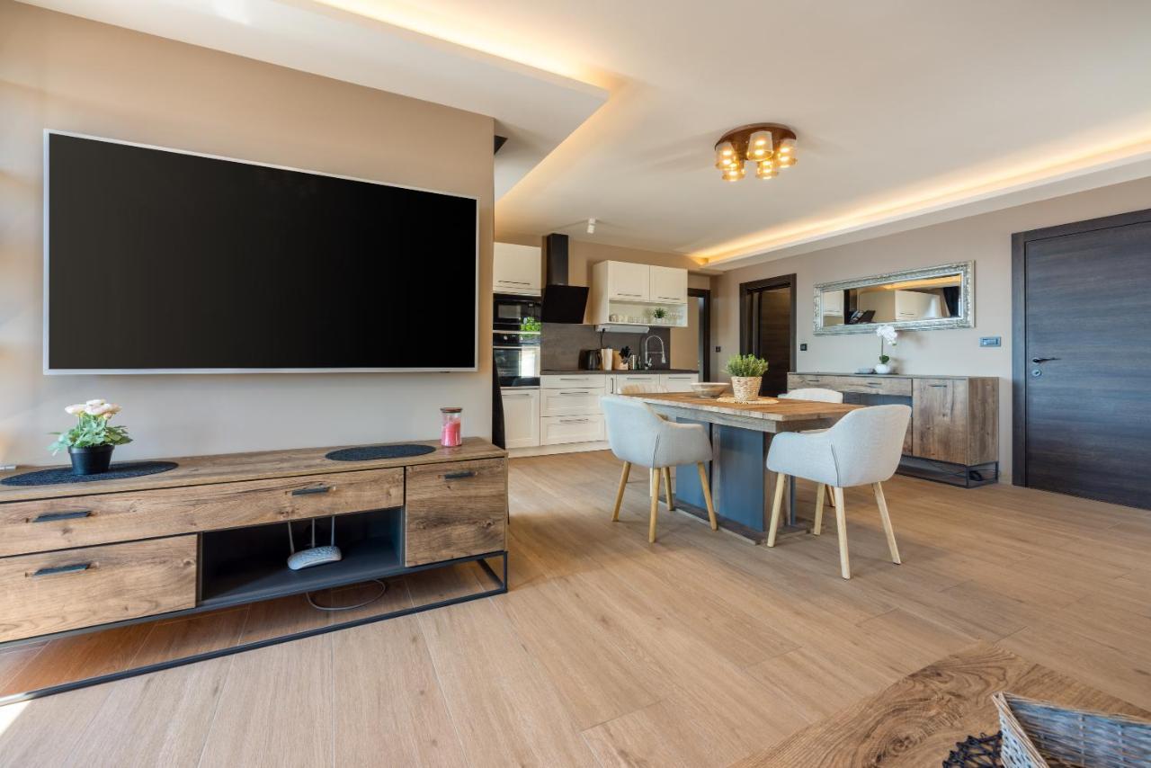 Dolly Lux Appartement Crikvenica Buitenkant foto